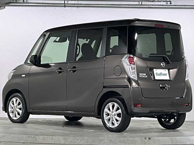 日産 デイズ ルークス X Vセレクション 広島県 2020(令2)年 1.6万km アッシュブラウンM 禁煙車/エマージェンシーブレーキ/車線逸脱警報/純正ナビ（MM319D-W）/・フルセグ/CD/DVD/SD/REC/アラウンドビューモニター/両側パワースライドドア/ステアリングスイッチ/純正ドライブレコーダー（DJ4-D）/ETC2.0/リアサーキュレーター/サンシェード/スマートキー/プッシュスタート/アイドリングストップ