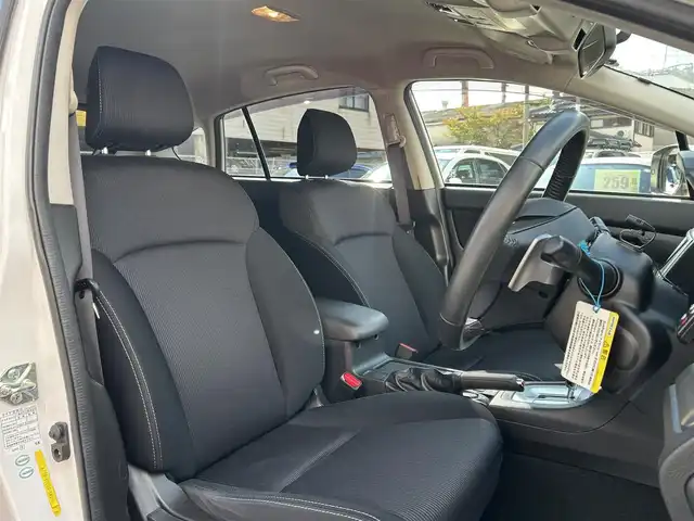 スバル インプレッサ スポーツ 2．0i アイサイト 和歌山県 2012(平24)年 5.8万km サテンホワイトパール ワンオーナー/carrozzeria製社外ナビ（フルセグTV/FM/AM/DVD/CD/MSV/SD）/ASSURA製車外レーダー/バックカメラ/ETC/横滑り防止装置/衝突被害軽減ブレーキ/アイドリングストップ/オートライト/クルーズコントロール/プッシュスタート/取扱説明書/保証書/純正アルミホイール/純正ドアバイザー/純正フロアマット