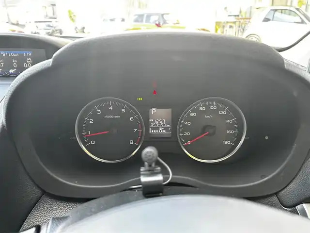 スバル インプレッサ スポーツ 2．0i アイサイト 和歌山県 2012(平24)年 5.8万km サテンホワイトパール ワンオーナー/carrozzeria製社外ナビ（フルセグTV/FM/AM/DVD/CD/MSV/SD）/ASSURA製車外レーダー/バックカメラ/ETC/横滑り防止装置/衝突被害軽減ブレーキ/アイドリングストップ/オートライト/クルーズコントロール/プッシュスタート/取扱説明書/保証書/純正アルミホイール/純正ドアバイザー/純正フロアマット