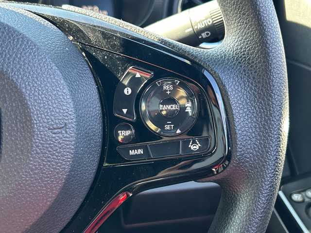 ホンダ Ｎ ＯＮＥ オリジナル スタイル+アーバン 神奈川県 2024(令6)年 0.9万km ガーデングリーンM 純正9インチSDナビ【LXU-247NBi】/(AM/FM/フルセグ/DVD/CD/SD/USB/MSV/Bluetooth)/ホンダセンシング/アクティブクルーズコントロール/充電用USBタイプCポート×2/プライムスムースフロントシート/前席シートヒーター/14インチスチールホイール＋カラードディッシュホイール/CMBS/先行車発進お知らせ/路外逸脱抑制システム/レーンキープアシストシステム/標識認識機能/アイドリングストップ/LEDヘッドライト/オートライト/ウィンカーミラー/電動格納ミラー/プッシュスタート/スマートキー/フロアマット/保証書