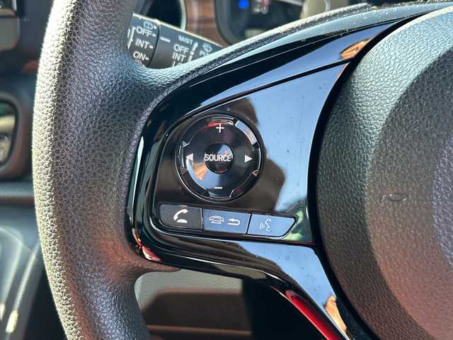 ホンダ Ｎ ＯＮＥ オリジナル スタイル+アーバン 神奈川県 2024(令6)年 0.9万km ガーデングリーンM 純正9インチSDナビ【LXU-247NBi】/(AM/FM/フルセグ/DVD/CD/SD/USB/MSV/Bluetooth)/ホンダセンシング/アクティブクルーズコントロール/充電用USBタイプCポート×2/プライムスムースフロントシート/前席シートヒーター/14インチスチールホイール＋カラードディッシュホイール/CMBS/先行車発進お知らせ/路外逸脱抑制システム/レーンキープアシストシステム/標識認識機能/アイドリングストップ/LEDヘッドライト/オートライト/ウィンカーミラー/電動格納ミラー/プッシュスタート/スマートキー/フロアマット/保証書