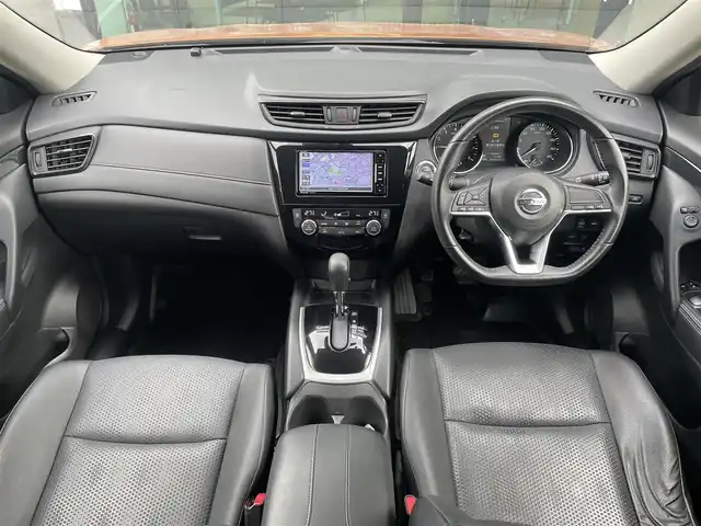 日産 エクストレイル 20X 東京都 2018(平30)年 5.7万km プレミアムコロナオレンジ 4WD/社外メモリナビ/フルセグ/バックカメラ/ETC/パワーテールゲート/ルーフレール/エマージェンシーブレーキ/コーナーセンサー/スマートキー/アイドリングストップ/純正18インチAW/LEDヘッドライト/オートライト