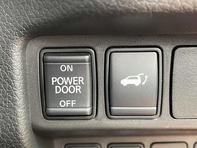 日産 エクストレイル 20X 東京都 2018(平30)年 5.7万km プレミアムコロナオレンジ 4WD/社外メモリナビ/フルセグ/バックカメラ/ETC/パワーテールゲート/ルーフレール/エマージェンシーブレーキ/コーナーセンサー/スマートキー/アイドリングストップ/純正18インチAW/LEDヘッドライト/オートライト