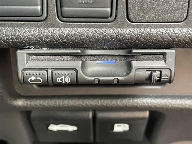 日産 エクストレイル 20X 東京都 2018(平30)年 5.7万km プレミアムコロナオレンジ 4WD/社外メモリナビ/フルセグ/バックカメラ/ETC/パワーテールゲート/ルーフレール/エマージェンシーブレーキ/コーナーセンサー/スマートキー/アイドリングストップ/純正18インチAW/LEDヘッドライト/オートライト