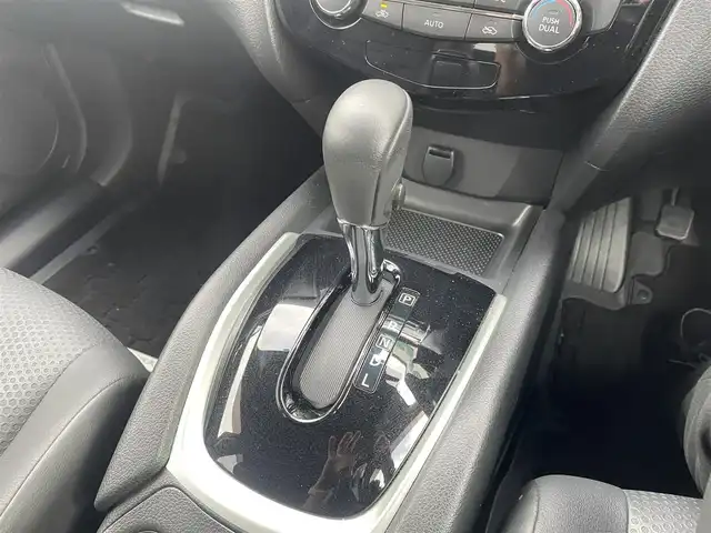 日産 エクストレイル 20X 東京都 2018(平30)年 5.7万km プレミアムコロナオレンジ 4WD/社外メモリナビ/フルセグ/バックカメラ/ETC/パワーテールゲート/ルーフレール/エマージェンシーブレーキ/コーナーセンサー/スマートキー/アイドリングストップ/純正18インチAW/LEDヘッドライト/オートライト