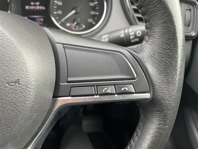 日産 エクストレイル 20X 東京都 2018(平30)年 5.7万km プレミアムコロナオレンジ 4WD/社外メモリナビ/フルセグ/バックカメラ/ETC/パワーテールゲート/ルーフレール/エマージェンシーブレーキ/コーナーセンサー/スマートキー/アイドリングストップ/純正18インチAW/LEDヘッドライト/オートライト