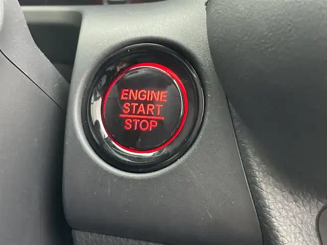 ホンダ ＺＲ－Ｖ Z 群馬県 2024(令6)年 1.2万km クリスタルブラックパール 純正9インチワイドナビ/BOSEサウンドシステム/ホンダセンシング/・衝突軽減ブレーキ/・誤発進抑制機能/・後方誤発進抑制機能/・近距離衝突軽減ブレーキ/・歩行者事故低減ステアリング/・路外逸脱抑制機能/・渋滞追従機能付アダプティブクルーズコントロール/・車線維持支援システム/・トラフィックジャムアシスト/・先行車発進お知らせ機能/・標識認識機能/・オートハイビーム/・ブラインドスポットインフォメーション/・パーキングセンサーシステム/・後退出庫サポート/マルチビューカメラシステム/LEDヘッドランプ/アクティブコーナリングライト/パドルシフト/ステアリングヒーター/黒革シート/シートヒーター/シートメモリー/置くだけ充電/ハンズフリーパワーバックドア