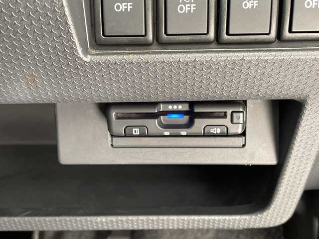 スズキ ハスラー ワンダラー 愛知県 2018(平30)年 5.4万km シフォンアイボリーメタリック/ウッディブラウン2トーンルーフ 純正ナビ/シートヒーター/バックカメラ/ルーフレール/HIDヘッドライト/オートライト/レーンキープアシスト/ドライブレコーダー/衝突軽減システム/ETC/フルセグ/CD DVD/Bluetooth/ステアリングスイッチ/スマートキー/プッシュスタート