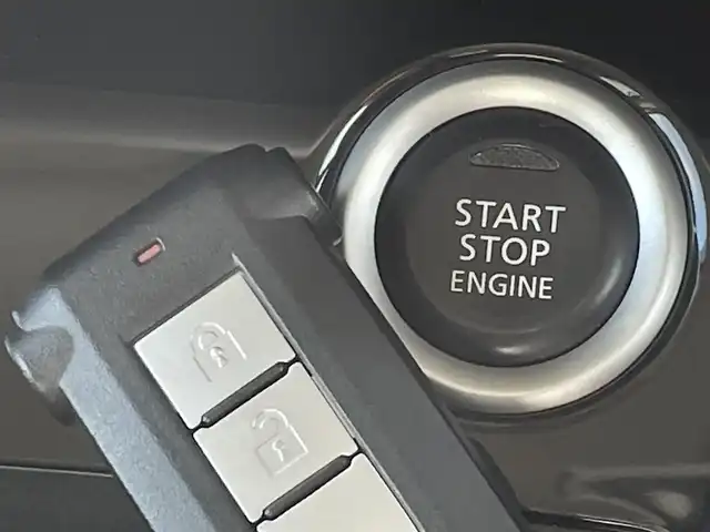 日産 デイズ ルークス ハイウェイスター Gターボ 福岡県 2019(令1)年 5.6万km ホワイトソリッド/プレミアムオリーブM 純正ナビ（ＭＭ３１９Ｄ－Ｗ）/フルセグTV/CD/DVD/BT/SD/AUX/AM/FM/アラウンドビューモニター/エマージェンシーブレーキ/両側パワースライドドア/ＬＤＷ/クルーズコントロール/前後ドラレコ/ＥＴＣ２．０/オートハイビーム/ＬＥＤオートライト/フォグランプ/スマートキー/プッシュスタート/ステアリングリモコン/純正AW/シートバックテーブル/ロールサンシェード/ベンチシート