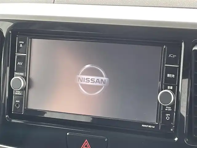 日産 デイズ ルークス ハイウェイスター Gターボ 福岡県 2019(令1)年 5.6万km ホワイトソリッド/プレミアムオリーブM 純正ナビ（ＭＭ３１９Ｄ－Ｗ）/フルセグTV/CD/DVD/BT/SD/AUX/AM/FM/アラウンドビューモニター/エマージェンシーブレーキ/両側パワースライドドア/ＬＤＷ/クルーズコントロール/前後ドラレコ/ＥＴＣ２．０/オートハイビーム/ＬＥＤオートライト/フォグランプ/スマートキー/プッシュスタート/ステアリングリモコン/純正AW/シートバックテーブル/ロールサンシェード/ベンチシート