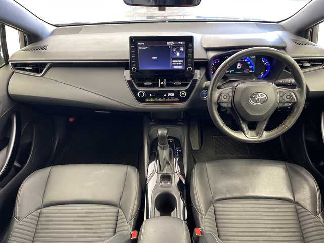 トヨタ カローラツーリング ハイブリッド ダブルバイビー 群馬県 2020(令2)年 4.4万km スパークリングブラックパールクリスタルシャイン 純正１０．５型ナビ　バックカメラ　シートヒーター　ステアリングヒーター　ＥＴＣ２．０　ハーフレザーシート　衝突被害軽減ブレーキ　レーンアシスト　クリアランスソナー　ＬＥＤヘッドライト　禁煙車