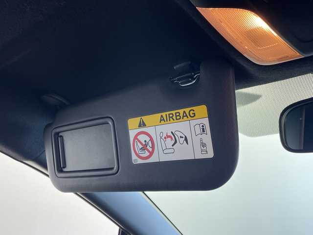 トヨタ カローラツーリング ハイブリッド ダブルバイビー 群馬県 2020(令2)年 4.4万km スパークリングブラックパールクリスタルシャイン 純正１０．５型ナビ　バックカメラ　シートヒーター　ステアリングヒーター　ＥＴＣ２．０　ハーフレザーシート　衝突被害軽減ブレーキ　レーンアシスト　クリアランスソナー　ＬＥＤヘッドライト　禁煙車