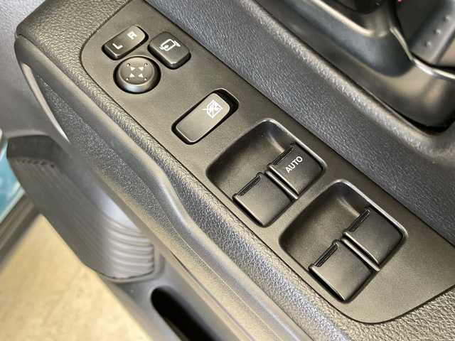 マツダ フレア クロスオーバー ハイブリッド XG 富山県 2022(令4)年 2.3万km ミスティアンバーメタリック ワンオーナー/純正ナビ【KXM-E506W】/（BT/CD/DVD/FM/AM/TV）/フルセグTV/バックカメラ/衝突被害軽減ブレーキ/レーンキープアシスト/コーナーセンサー/横滑り防止装置/盗難防止装置/シートヒーター/ETC/オートライト/スマートキー/プッシュスタート/ドアバイザー/アイドリングストップ/純正フロアマット