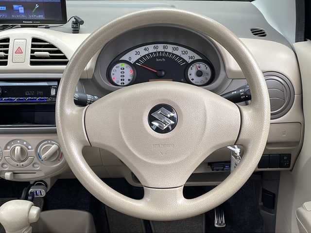 スズキ アルト F 石川県 2013(平25)年 8.7万km シルキーシルバーメタリック 4WD/社外ナビ/バックカメラ/ETC