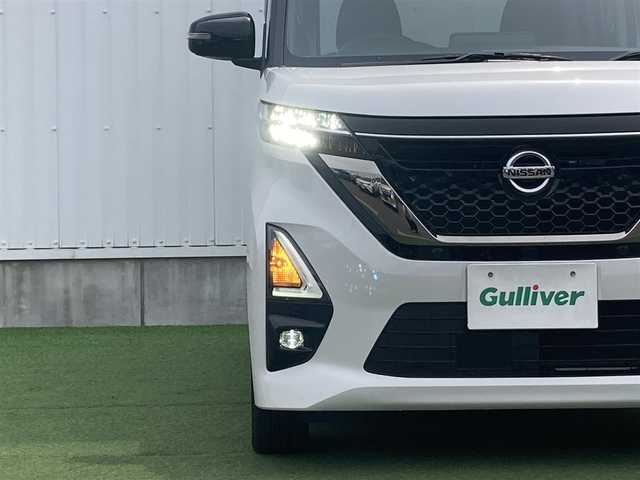 日産 ルークス HWS Gターボ アーバンクロム 香川県 2023(令5)年 0.4万km チタニウムグレーM/シルキーホワイト 登録時走行距離：4028km/純正9型ディスプレイオーディオ/　BT接続　連動式前後ドラレコ/全方位カメラ/ビルトインETC/エマージェンシーブレーキ/レーンキープアシスト/LEDヘッドライト/オートライト/フォグランプ/レベライザヘッドライト/アイドリングストップ/横滑り防止装置/フレーザークロス防水シート/ベンチシート/プッシュスタート/スマートキー/スペアキー