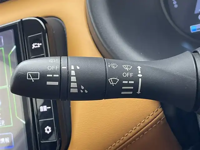 日産 キックス X ツートーンインテリアED 滋賀県 2020(令2)年 3.1万km ブリリアントホワイトパール 純正ナビ/（CD/DVD/BT/フルセグ）/全方位カメラ/前後ドライブレコーダー/ETC/シートヒーター/ステアリングヒーター/衝突被害軽減ブレーキ/クルーズコントロール/レーンキープアシスト/ABS/横滑り防止装置/プッシュスタート/アイドリングストップ/スマートキー/コーナーセンサー前後/オートライト/LEDヘッドライト