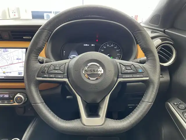 日産 キックス X ツートーンインテリアED 滋賀県 2020(令2)年 3.1万km ブリリアントホワイトパール 純正ナビ/（CD/DVD/BT/フルセグ）/全方位カメラ/前後ドライブレコーダー/ETC/シートヒーター/ステアリングヒーター/衝突被害軽減ブレーキ/クルーズコントロール/レーンキープアシスト/ABS/横滑り防止装置/プッシュスタート/アイドリングストップ/スマートキー/コーナーセンサー前後/オートライト/LEDヘッドライト