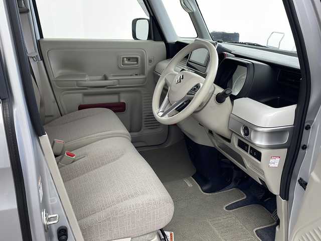 スズキ スペーシア HYBRID X 兵庫県 2023(令5)年 1.2万km シルキーシルバーメタリック ・社外ナビ&TV&BT&USB&HDMI/・ETC/・レーダークルーズコントロール/・スズキセーフティサポート/・レーンキープアシスト/・デュアルブレーキサポート/・オートマチックハイビーム/・両側パワースライドドア/・シートヒーター/・クリアランスソナー/・前後ドライブレコーダー/・アイドリングストップ/・後席サーキュレーター/・純正フロアマット/・スマートキー/・プッシュスタート
