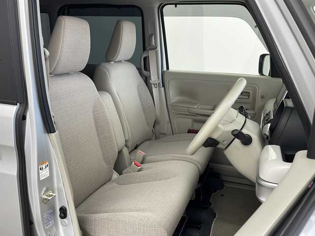 スズキ スペーシア HYBRID X 兵庫県 2023(令5)年 1.2万km シルキーシルバーメタリック ・社外ナビ&TV&BT&USB&HDMI/・ETC/・レーダークルーズコントロール/・スズキセーフティサポート/・レーンキープアシスト/・デュアルブレーキサポート/・オートマチックハイビーム/・両側パワースライドドア/・シートヒーター/・クリアランスソナー/・前後ドライブレコーダー/・アイドリングストップ/・後席サーキュレーター/・純正フロアマット/・スマートキー/・プッシュスタート