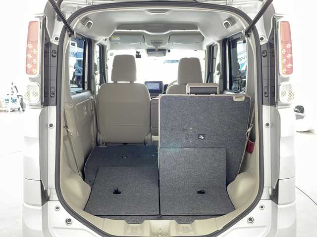 スズキ スペーシア HYBRID X 兵庫県 2023(令5)年 1.2万km シルキーシルバーメタリック ・社外ナビ&TV&BT&USB&HDMI/・ETC/・レーダークルーズコントロール/・スズキセーフティサポート/・レーンキープアシスト/・デュアルブレーキサポート/・オートマチックハイビーム/・両側パワースライドドア/・シートヒーター/・クリアランスソナー/・前後ドライブレコーダー/・アイドリングストップ/・後席サーキュレーター/・純正フロアマット/・スマートキー/・プッシュスタート