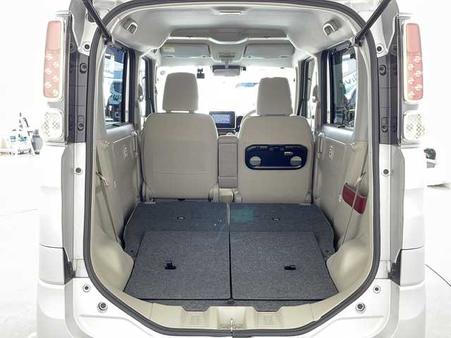 スズキ スペーシア HYBRID X 兵庫県 2023(令5)年 1.2万km シルキーシルバーメタリック ・社外ナビ&TV&BT&USB&HDMI/・ETC/・レーダークルーズコントロール/・スズキセーフティサポート/・レーンキープアシスト/・デュアルブレーキサポート/・オートマチックハイビーム/・両側パワースライドドア/・シートヒーター/・クリアランスソナー/・前後ドライブレコーダー/・アイドリングストップ/・後席サーキュレーター/・純正フロアマット/・スマートキー/・プッシュスタート