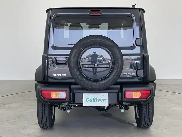 スズキ ジムニー ノマド FC 愛知県 2025(令7)年 0.1万km未満 黒 登録済み未使用車　/４WD　/スズキデュアルカメラサポート/コーナーセンサー　/アダプティブクルーズコントロール　/車線逸脱防止装置　/衝突軽減ブレーキ　/後方誤進抑制機能　/ステアリングリモコン　/革巻きステアリング　/フォグランプ　/ミラーヒーター　/シートヒーター　