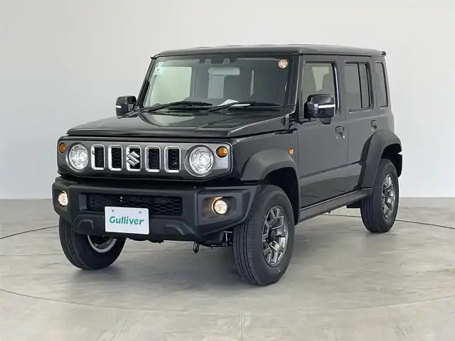 スズキ ジムニー ノマド FC 愛知県 2025(令7)年 0.1万km未満 黒 登録済み未使用車　/４WD　/スズキデュアルカメラサポート/コーナーセンサー　/アダプティブクルーズコントロール　/車線逸脱防止装置　/衝突軽減ブレーキ　/後方誤進抑制機能　/ステアリングリモコン　/革巻きステアリング　/フォグランプ　/ミラーヒーター　/シートヒーター　