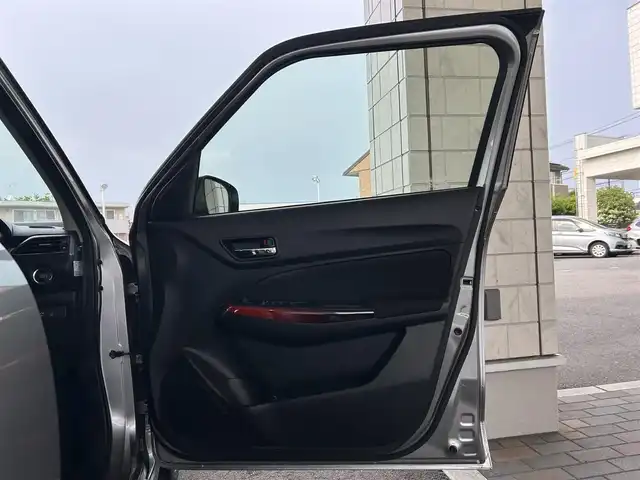 スズキ スイフト スポーツ セーフティPKG 群馬県 2018(平30)年 3.9万km プレミアムシルバーメタリック ワンオーナー/デュアルセンサーブレーキサポート/アダプティブクルーズコントロール/衝突被害軽減ブレーキ/車線逸脱警報/社外メモリナビ（AVIC-CL910）/CD/DVD/BT/HDMI/フルセグTV/バックカメラ/ステアリングスイッチ/シートヒーター/純正LEDオートライト/フォグライト/ETC/スマートキー×２/保証書＆取説