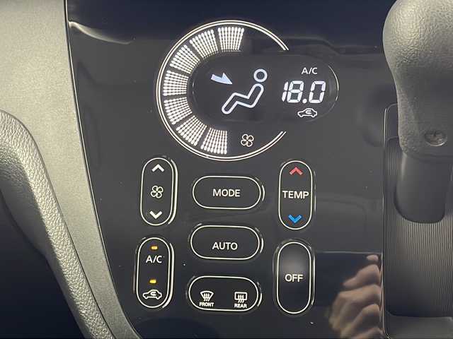 日産 デイズ ルークス ハイウェイスターターボ 岐阜県 2016(平28)年 4.1万km ブラック エマージェンシーブレーキ/アラウンドビューモニター/レーンキープアシスト/社外メモリナビ/ワンセグテレビ/CD/DVD/両側パワースライドドア/革巻きステアリング/スマートキー/プッシュスタート/純正アルミホイール/純正フロアマット/ETC/オートライト