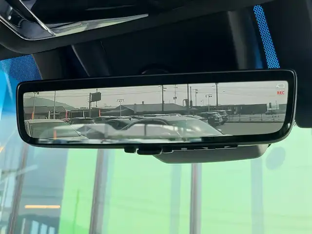 トヨタ ハリアー Z 福岡県 2020(令2)年 6.6万km 黒 調光機能付きパノラマルーフ/JBLサウンド/純正メーカーナビ/バックカメラ/置くだけ充電/デジタルインナーミラー/ヘッドアップディスプレイ/パワーバックドア/ハーフレザーシート/純正１９インチアルミホイル/スマートキー/ETC車載機/純正フロアマット/LEDヘッドライト/オートライト