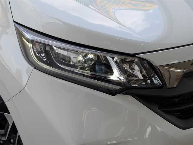 ホンダ フリード＋ ハイブリット クロスター 埼玉県 2022(令4)年 2.3万km プラチナホワイトパール ワンオーナー/メモリナビ/フルセグテレビ/バックカメラ/ドライブレコーダー/クルーズコントロール/両側パワースライドドア/プッシュスタート/シートヒーター/ETC2.0/LEDヘッドライト/整備記録簿(R5、R6)/スペアキーあり