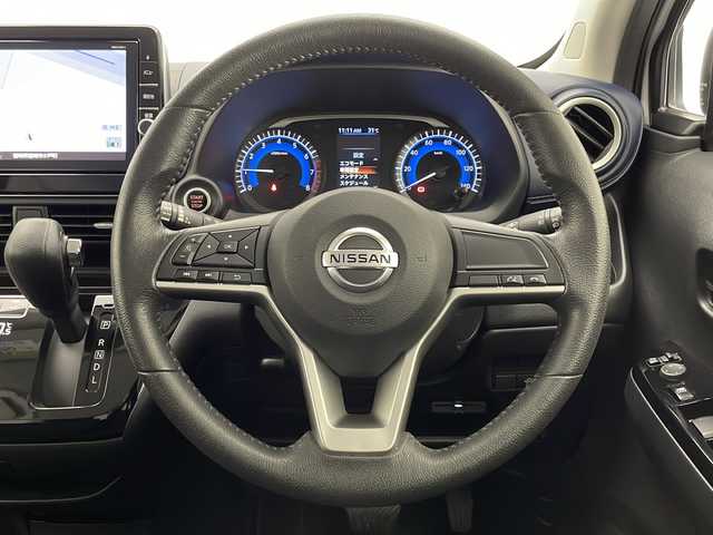 日産 デイズ ハイウェイスターG ターボ 宮崎県 2020(令2)年 1.5万km プレミアムサンシャインオレンジメタリック/シルキーホワイト ・純正ナビ(DVD/フルセグ/Bluetooth)/・アラウンドビューモニター/・純正ドライブレコーダー/・ETC/・LEDヘッドライト/・プッシュスタート/・スマートキー/・TVキット/・衝突軽減ブレーキ/・コーナーセンサー/・サイドエアバッグ/・純正15インチアルミホイール/・ドアミラーウィンカー
