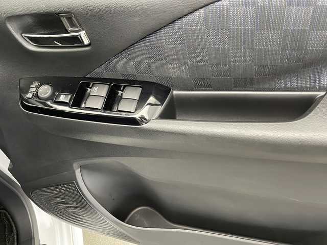 日産 デイズ ハイウェイスターG ターボ 宮崎県 2020(令2)年 1.5万km プレミアムサンシャインオレンジメタリック/シルキーホワイト ・純正ナビ(DVD/フルセグ/Bluetooth)/・アラウンドビューモニター/・純正ドライブレコーダー/・ETC/・LEDヘッドライト/・プッシュスタート/・スマートキー/・TVキット/・衝突軽減ブレーキ/・コーナーセンサー/・サイドエアバッグ/・純正15インチアルミホイール/・ドアミラーウィンカー
