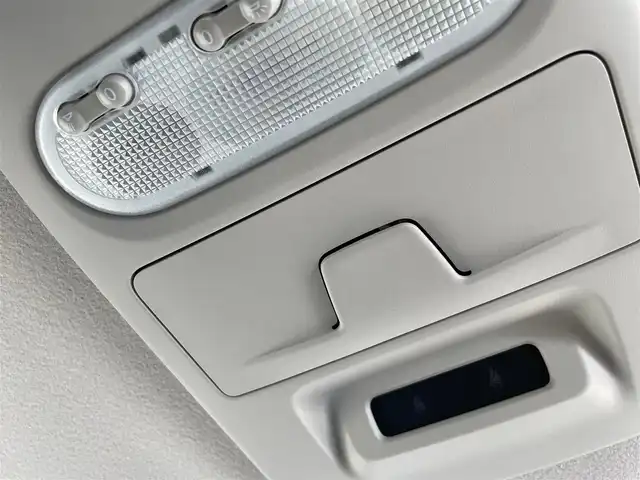 三菱 デリカミニ T プレミアム 石川県 2025(令7)年 0.1千km 緑Ⅱ 届出済未使用車/4WD/ターボ/純正9型ディスプレイオーディオ/CHAMONIXパッケージ/パノラマモニター/両側パワースライドドア/LEDヘッドライト/ゴムマット/マイパイロット/エマージェンシーブレーキ/専用ホイール/インテリキー/プッシュスタート/電動ミラー/オートエアコン/保証書