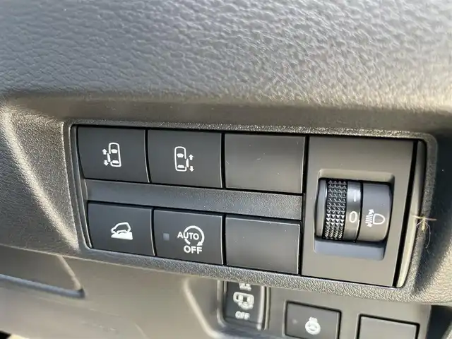 三菱 デリカミニ T プレミアム 石川県 2025(令7)年 0.1千km 緑Ⅱ 届出済未使用車/4WD/ターボ/純正9型ディスプレイオーディオ/CHAMONIXパッケージ/パノラマモニター/両側パワースライドドア/LEDヘッドライト/ゴムマット/マイパイロット/エマージェンシーブレーキ/専用ホイール/インテリキー/プッシュスタート/電動ミラー/オートエアコン/保証書