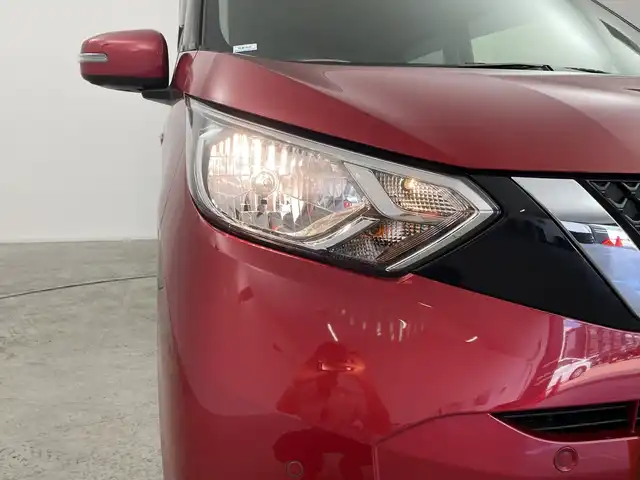日産 デイズ X 群馬県 2020(令2)年 3.4万km スパークリングレッドM 全周囲カメラ　純正ナビ　スマートキー　衝突被害軽減ブレーキ　アイドリングストップ　純正アルミホイール　コーナーセンサー　フルセグＴＶ　ＥＴＣ　レーンキープアシスト　オートライト　プッシュスタート　禁煙