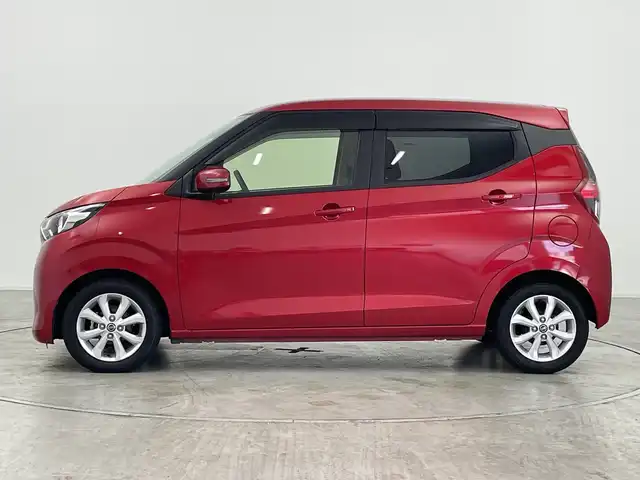 日産 デイズ X 群馬県 2020(令2)年 3.4万km スパークリングレッドM 全周囲カメラ　純正ナビ　スマートキー　衝突被害軽減ブレーキ　アイドリングストップ　純正アルミホイール　コーナーセンサー　フルセグＴＶ　ＥＴＣ　レーンキープアシスト　オートライト　プッシュスタート　禁煙