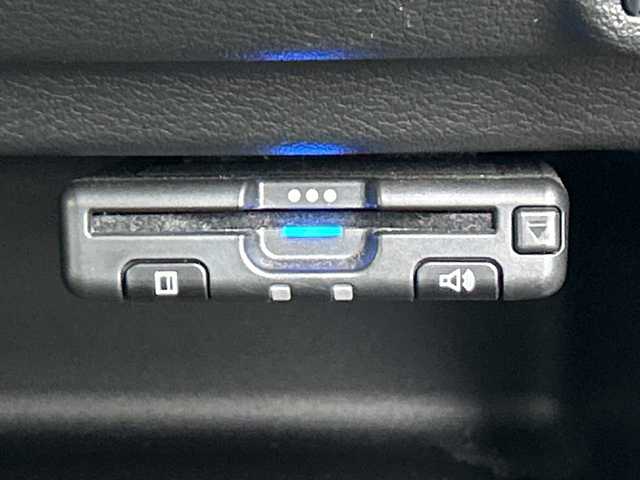 日産 デイズ X 三重県 2020(令2)年 3.4万km スパークリングレッドM 全周囲カメラ　純正ナビ　スマートキー　衝突被害軽減ブレーキ　アイドリングストップ　純正アルミホイール　コーナーセンサー　フルセグＴＶ　ＥＴＣ　レーンキープアシスト　オートライト　プッシュスタート　禁煙