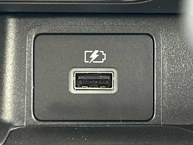 日産 デイズ X 三重県 2020(令2)年 3.4万km スパークリングレッドM 全周囲カメラ　純正ナビ　スマートキー　衝突被害軽減ブレーキ　アイドリングストップ　純正アルミホイール　コーナーセンサー　フルセグＴＶ　ＥＴＣ　レーンキープアシスト　オートライト　プッシュスタート　禁煙