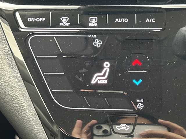 日産 デイズ X 三重県 2020(令2)年 3.4万km スパークリングレッドM 全周囲カメラ　純正ナビ　スマートキー　衝突被害軽減ブレーキ　アイドリングストップ　純正アルミホイール　コーナーセンサー　フルセグＴＶ　ＥＴＣ　レーンキープアシスト　オートライト　プッシュスタート　禁煙