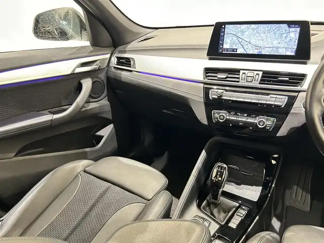 ＢＭＷ Ｘ１ xDrive 18d Mスポーツ 福岡県 2020(令2)年 6.3万km サファイアブラックP ＡＣＣ　/アンビエントライト　/オートマチックテールゲート　/純正ナビ　/Ｂｌｕｅｔｏｏｔｈ　/Ｂカメラ　/パドルシフト　/メモリ付パワーシート　/純正１８インチＡＷ　/衝突軽減Ｂ　/前後ソナー　/オートライト