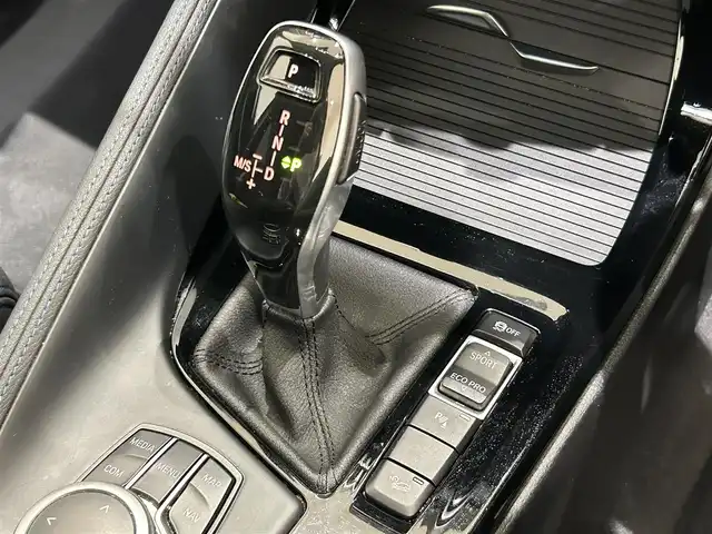 ＢＭＷ Ｘ１ xDrive 18d Mスポーツ 福岡県 2020(令2)年 6.3万km サファイアブラックP ＡＣＣ　/アンビエントライト　/オートマチックテールゲート　/純正ナビ　/Ｂｌｕｅｔｏｏｔｈ　/Ｂカメラ　/パドルシフト　/メモリ付パワーシート　/純正１８インチＡＷ　/衝突軽減Ｂ　/前後ソナー　/オートライト