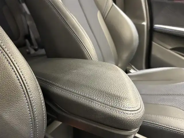 ＢＭＷ Ｘ１ xDrive 18d Mスポーツ 福岡県 2020(令2)年 6.3万km サファイアブラックP ＡＣＣ　/アンビエントライト　/オートマチックテールゲート　/純正ナビ　/Ｂｌｕｅｔｏｏｔｈ　/Ｂカメラ　/パドルシフト　/メモリ付パワーシート　/純正１８インチＡＷ　/衝突軽減Ｂ　/前後ソナー　/オートライト