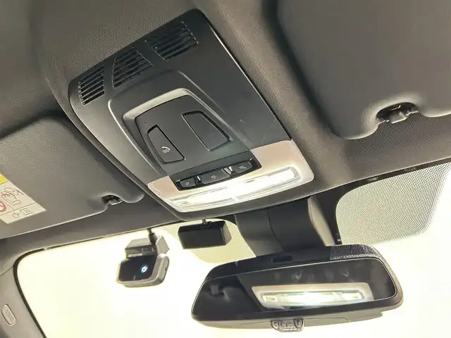 ＢＭＷ Ｘ１ xDrive 18d Mスポーツ 福岡県 2020(令2)年 6.3万km サファイアブラックP ＡＣＣ　/アンビエントライト　/オートマチックテールゲート　/純正ナビ　/Ｂｌｕｅｔｏｏｔｈ　/Ｂカメラ　/パドルシフト　/メモリ付パワーシート　/純正１８インチＡＷ　/衝突軽減Ｂ　/前後ソナー　/オートライト