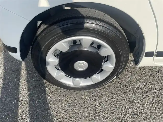 ダイハツ ムーヴ キャンバス G ブラックアクセント VS SAⅢ 神奈川県 2021(令3)年 1.8万km パール 7インチディーラーオプションナビ/・DVD/SD/・全方位カメラ/・フルセグTV/スマートアシストIII/・衝突警報機能/・衝突回避支援ブレーキ機能/・誤発進抑制制御機能/・車線逸脱警報機能/・オートハイビーム/・先行車発進お知らせ機能/LEDヘッドライト/運転席シートヒーター/両側パワースライドドア/ABS/スマートキー×２/新車時手帳/取扱説明書