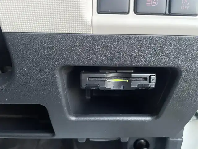 ダイハツ ムーヴ キャンバス G ブラックアクセント VS SAⅢ 神奈川県 2021(令3)年 1.8万km パール 7インチディーラーオプションナビ/・DVD/SD/・全方位カメラ/・フルセグTV/スマートアシストIII/・衝突警報機能/・衝突回避支援ブレーキ機能/・誤発進抑制制御機能/・車線逸脱警報機能/・オートハイビーム/・先行車発進お知らせ機能/LEDヘッドライト/運転席シートヒーター/両側パワースライドドア/ABS/スマートキー×２/新車時手帳/取扱説明書