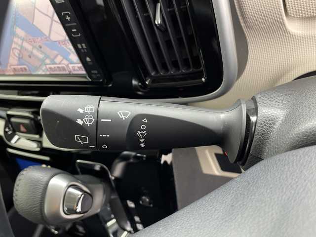 ダイハツ ムーヴ キャンバス G ブラックアクセント VS SAⅢ 鹿児島県 2021(令3)年 1.8万km パール 7インチナビ/・DVD/SD/・全方位カメラ/・フルセグTV/スマートアシストIII/・衝突警報機能/・衝突回避支援ブレーキ機能/・誤発進抑制制御機能/・車線逸脱警報機能/・オートハイビーム/・先行車発進お知らせ機能/LEDヘッドライト/運転席シートヒーター/両側パワースライドドア/ABS/スマートキー×２/新車時手帳/取扱説明書