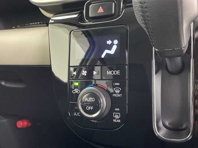 ダイハツ ムーヴ キャンバス G ブラックアクセント VS SAⅢ 鹿児島県 2021(令3)年 1.8万km パール 7インチナビ/・DVD/SD/・全方位カメラ/・フルセグTV/スマートアシストIII/・衝突警報機能/・衝突回避支援ブレーキ機能/・誤発進抑制制御機能/・車線逸脱警報機能/・オートハイビーム/・先行車発進お知らせ機能/LEDヘッドライト/運転席シートヒーター/両側パワースライドドア/ABS/スマートキー×２/新車時手帳/取扱説明書