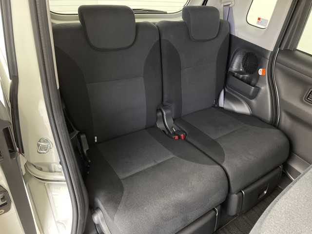 ダイハツ ムーヴ キャンバス G ブラックアクセント VS SAⅢ 鹿児島県 2021(令3)年 1.8万km パール 7インチナビ/・DVD/SD/・全方位カメラ/・フルセグTV/スマートアシストIII/・衝突警報機能/・衝突回避支援ブレーキ機能/・誤発進抑制制御機能/・車線逸脱警報機能/・オートハイビーム/・先行車発進お知らせ機能/LEDヘッドライト/運転席シートヒーター/両側パワースライドドア/ABS/スマートキー×２/新車時手帳/取扱説明書