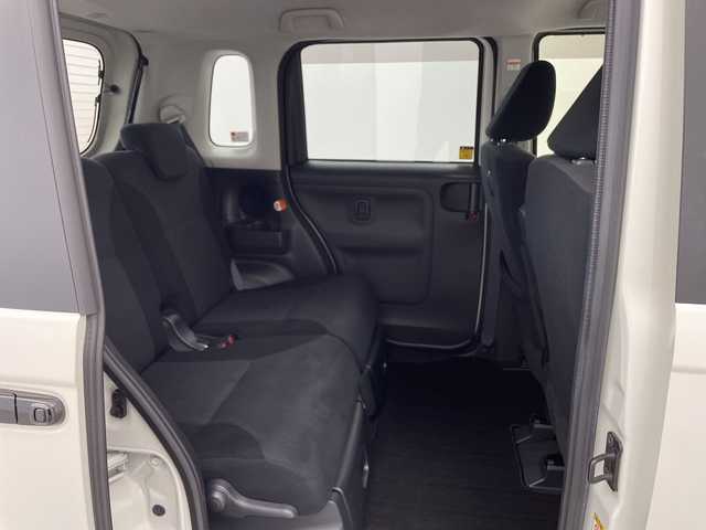 ダイハツ ムーヴ キャンバス G ブラックアクセント VS SAⅢ 鹿児島県 2021(令3)年 1.8万km パール 7インチナビ/・DVD/SD/・全方位カメラ/・フルセグTV/スマートアシストIII/・衝突警報機能/・衝突回避支援ブレーキ機能/・誤発進抑制制御機能/・車線逸脱警報機能/・オートハイビーム/・先行車発進お知らせ機能/LEDヘッドライト/運転席シートヒーター/両側パワースライドドア/ABS/スマートキー×２/新車時手帳/取扱説明書